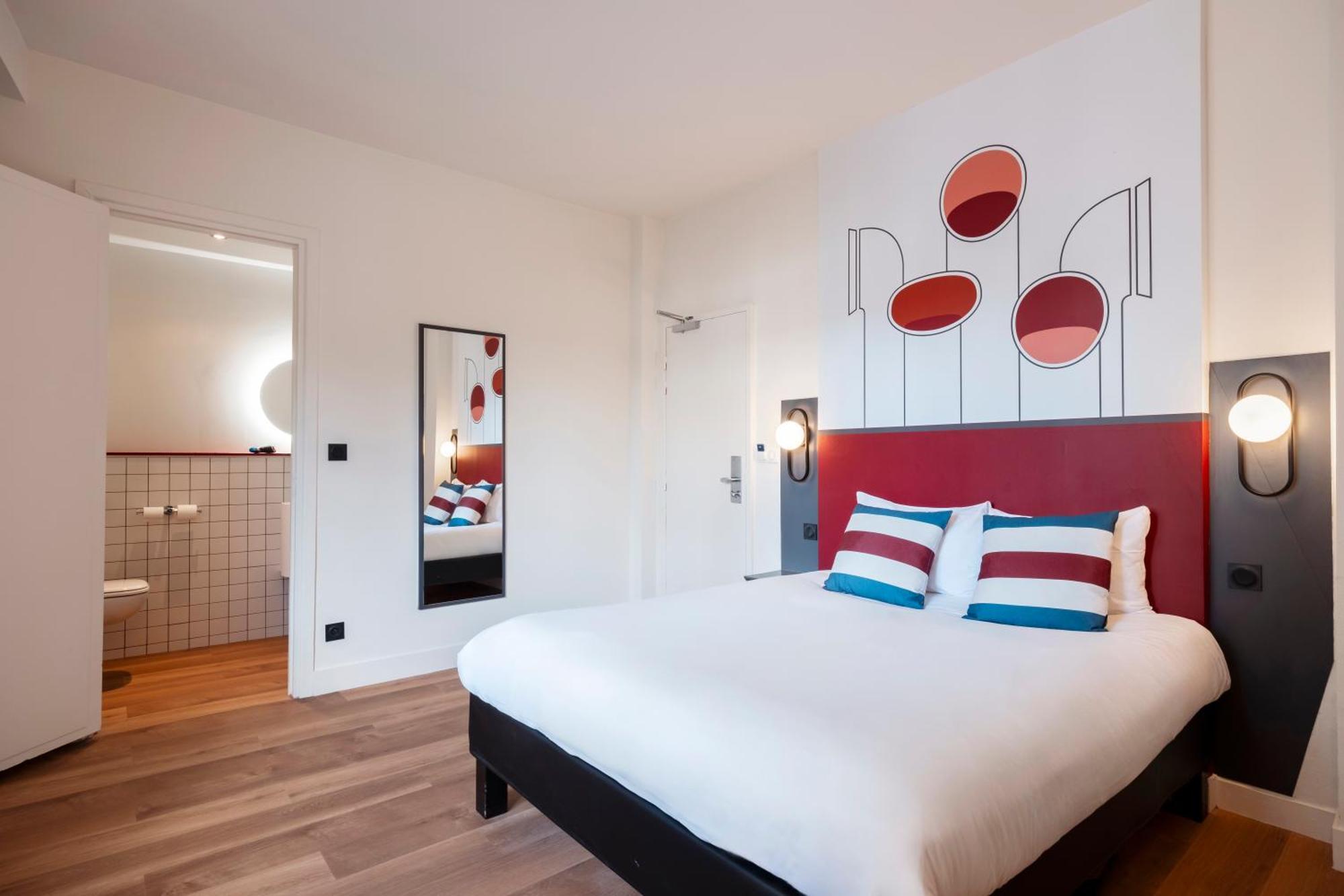 Ibis Styles Rouen Centre Cathedrale Hotel Exterior photo