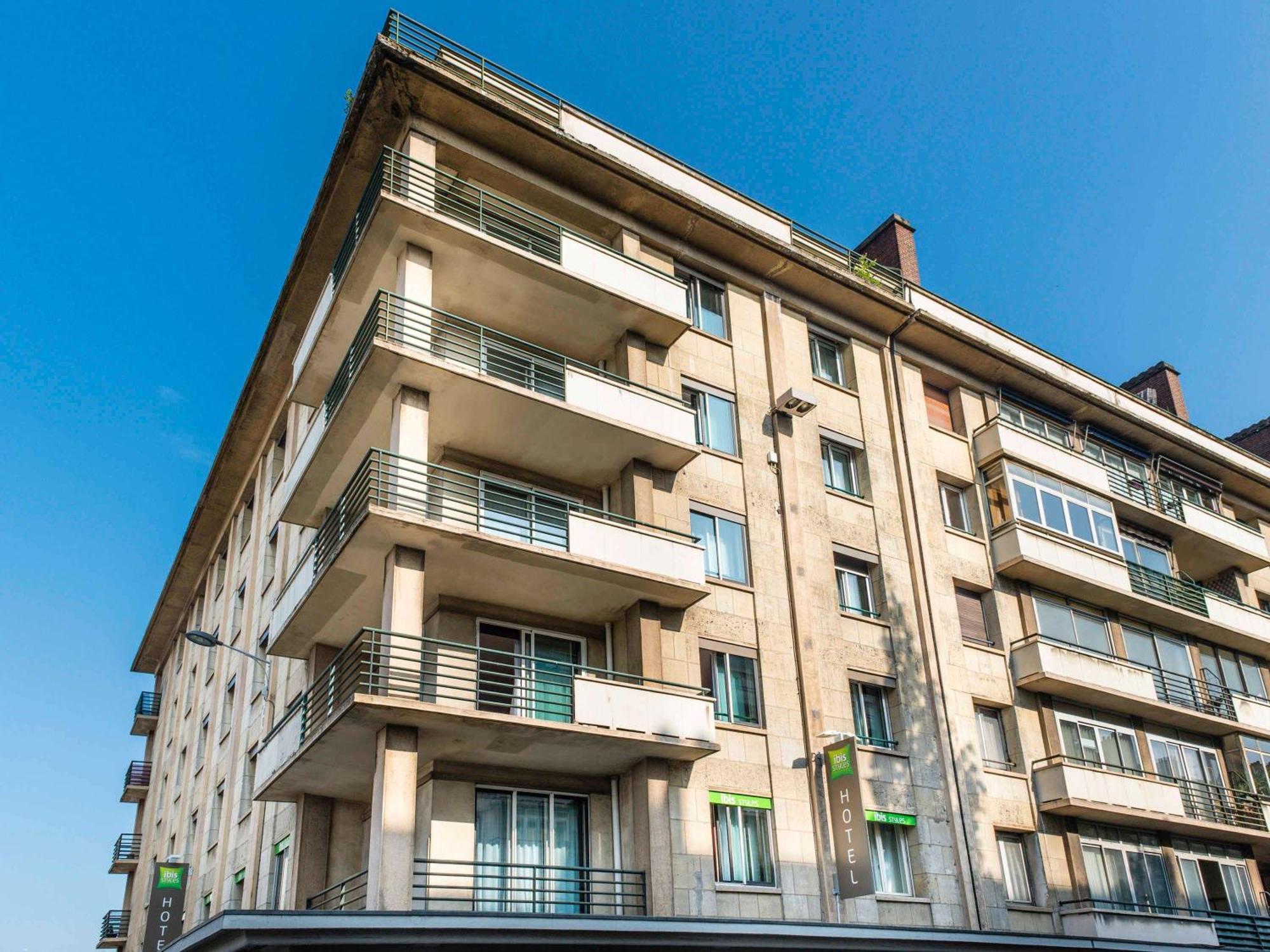 Ibis Styles Rouen Centre Cathedrale Hotel Exterior photo