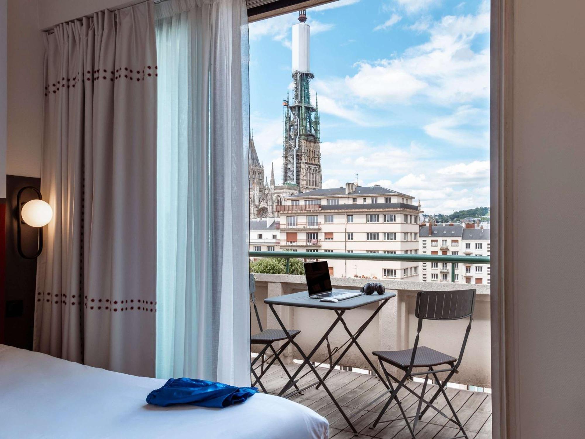 Ibis Styles Rouen Centre Cathedrale Hotel Exterior photo