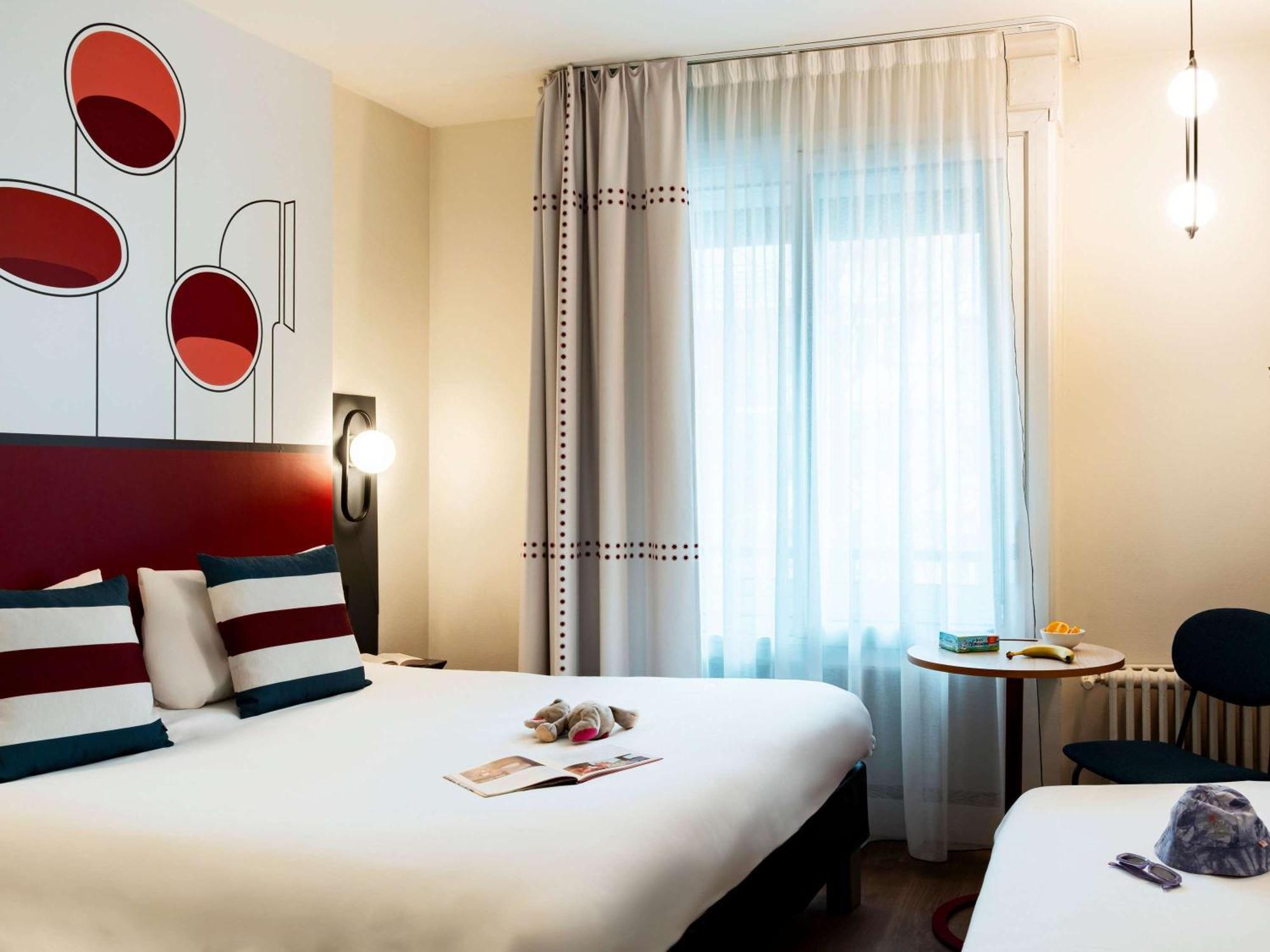 Ibis Styles Rouen Centre Cathedrale Hotel Exterior photo