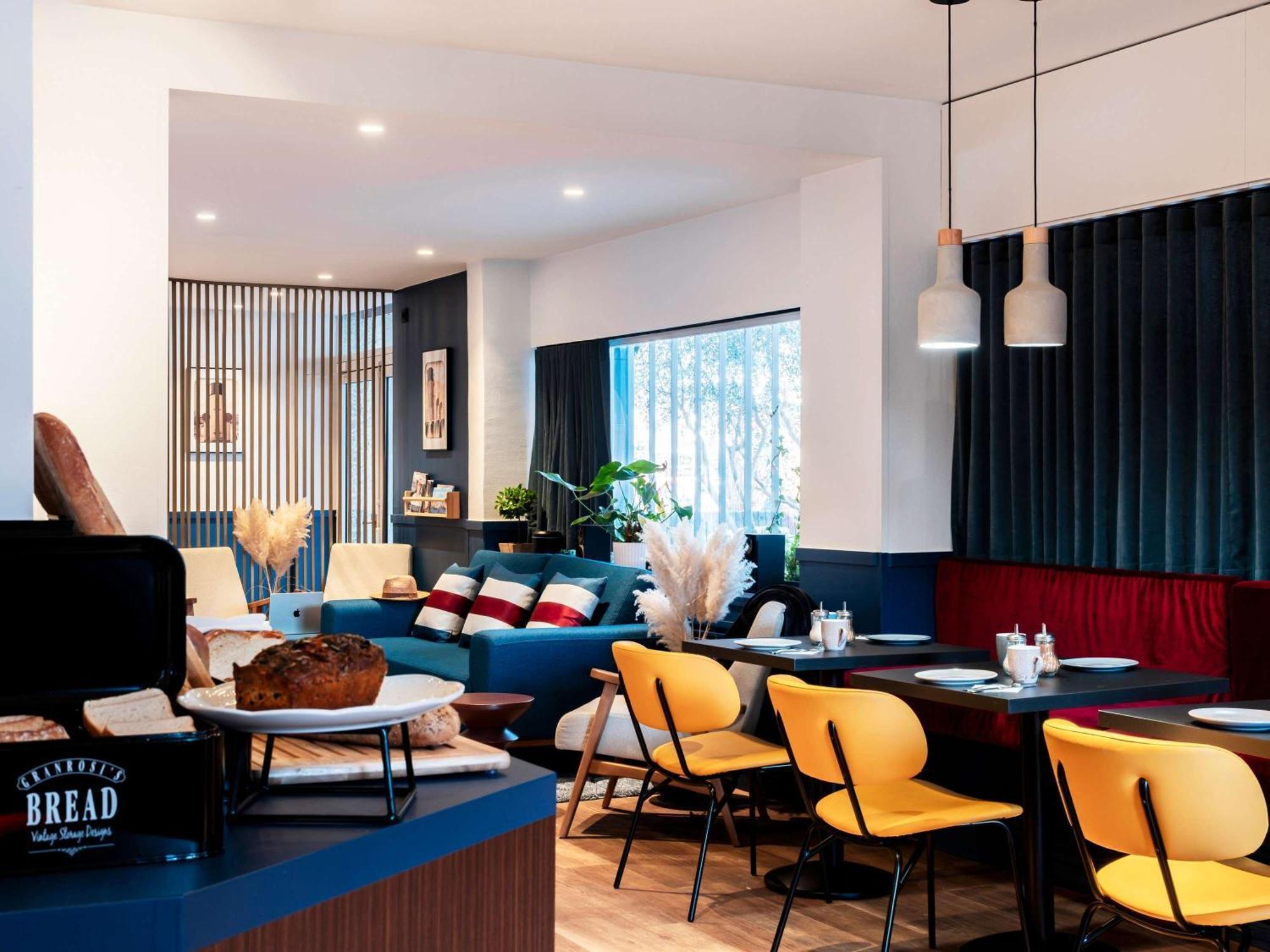 Ibis Styles Rouen Centre Cathedrale Hotel Exterior photo