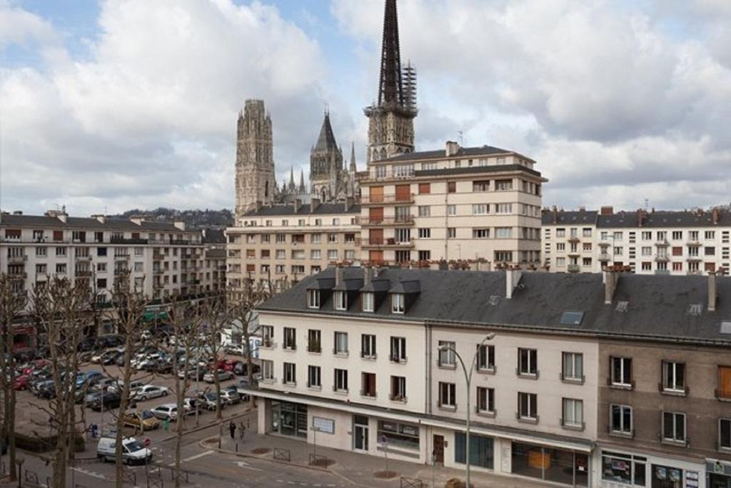 Ibis Styles Rouen Centre Cathedrale Hotel Exterior photo